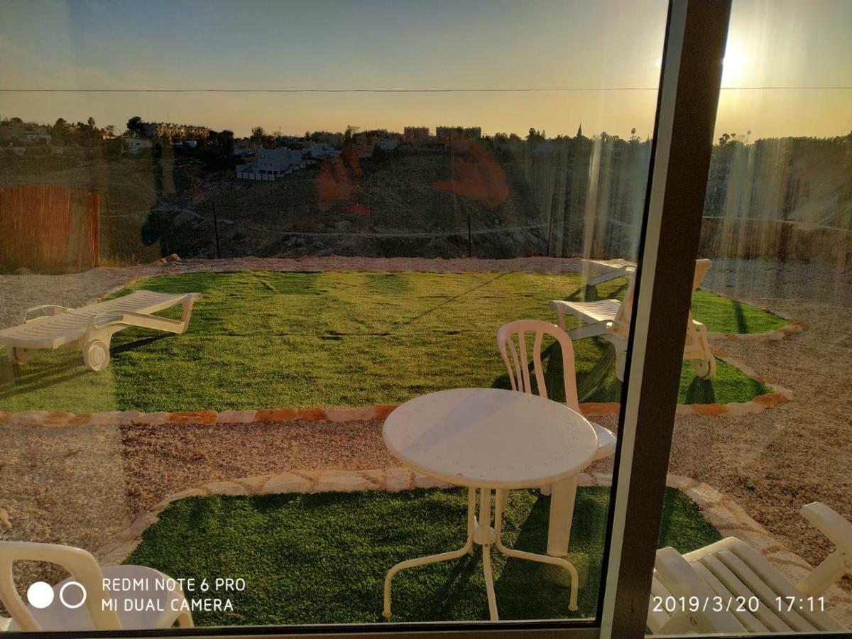 Adi Apartment Arad Exterior photo